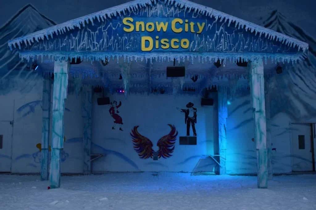 Snow City – Beat the Heat Indoors