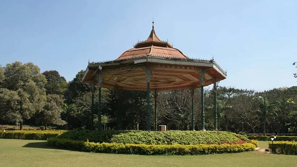 Cubbon Park – Central Green Escape for All Ages