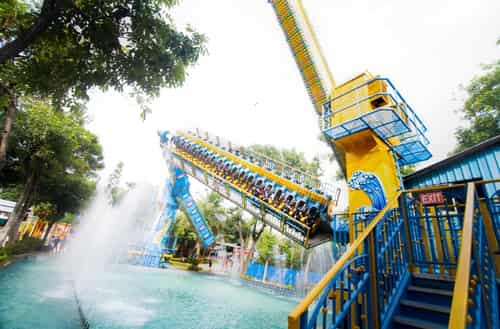 Tsunami Ride (Pendulum Swing Motion)
