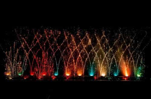 JP Park - Musical Fountain & Lakeside Walks