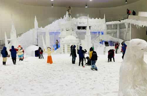 Snow City - A Snow-Themed Park